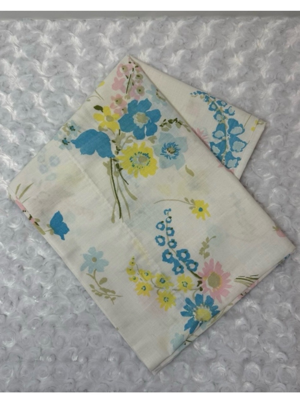 Vintage Sears 1970s Misty Garden Perma-Prest Muslin Floral Queen Size Pillowcase